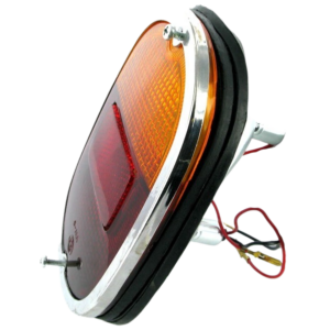 Feu arrière 8/62-67 EUROPE rouge/orange (complet avec cerclage chromé)