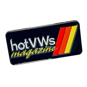 Pin's "Hot VWs magazine"